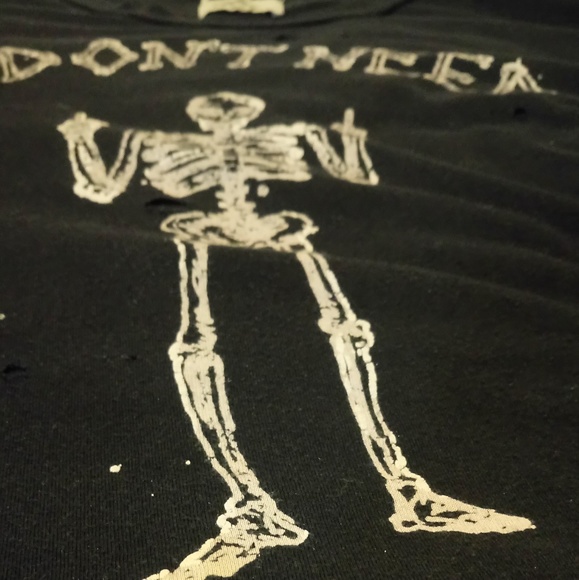 Unif don't need no body tshirt - Picture 2 of 6